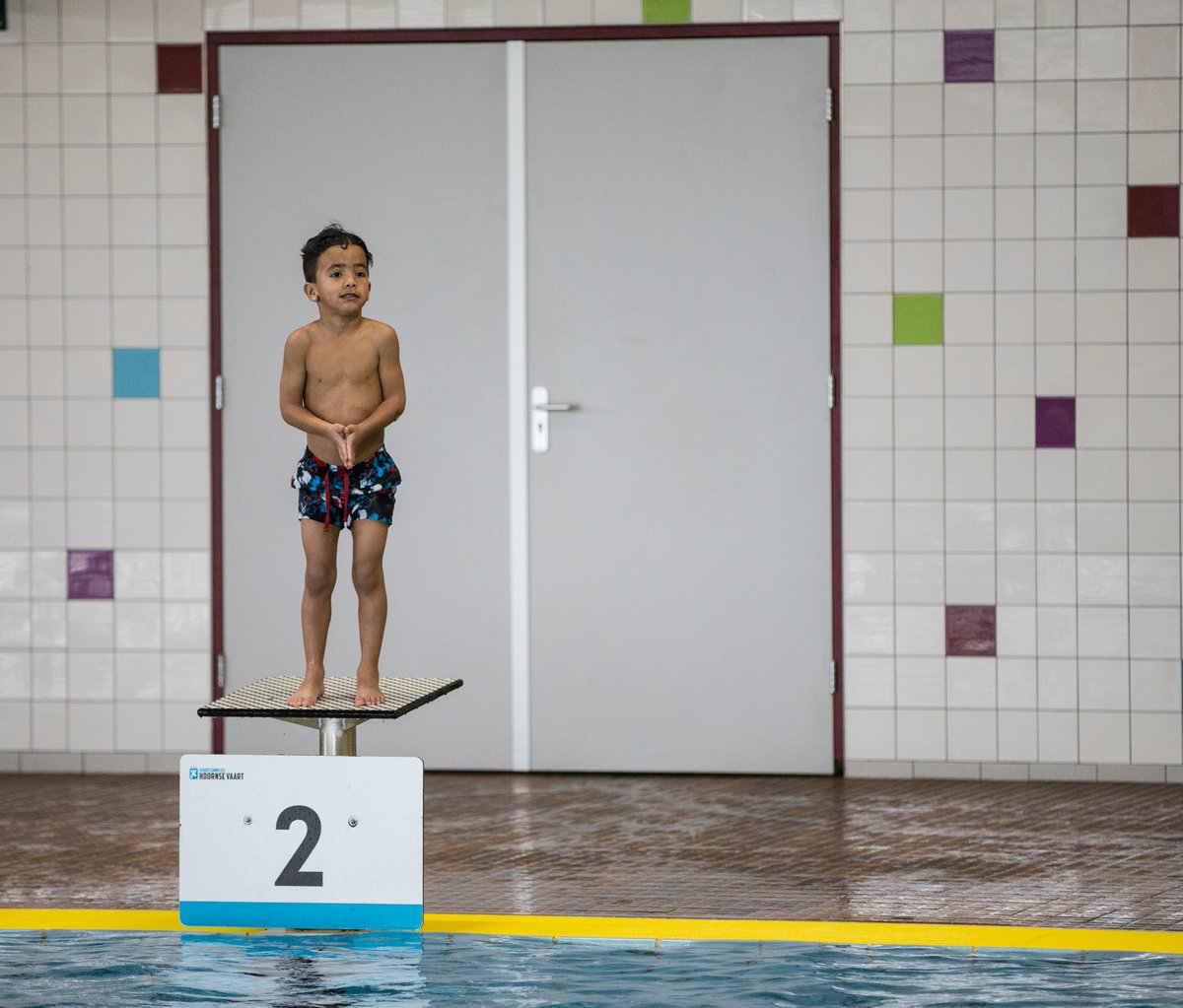 Helaas hebben wij het bericht ontvangen dat de zwembaden, in tegenstelling tot de eerdere berichtgeving, hun deuren toch helemaal moeten sluiten. Ook voor de zwemlessen. Deze sluiting geldt vooralsnog voor een periode van 2 weken, vanaf vandaag tot en met 18 november.