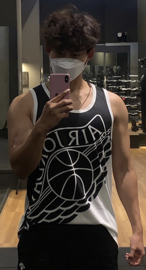hotTAECmadambae's tweet photo. Ok Taecyeon...
Damaged has been done...
🥵
#투피엠 #옥택연 #택연 #テギョン #玉澤演 #OkTaecyeon #Taecyeon #Taec #2pm #CaptainKorea #캡틴코리아
#옥캣 #OkCat #옥빙구 #OkBingu #Vincenzo #빈센죠 https://t.co/wHR0gbR8Nz