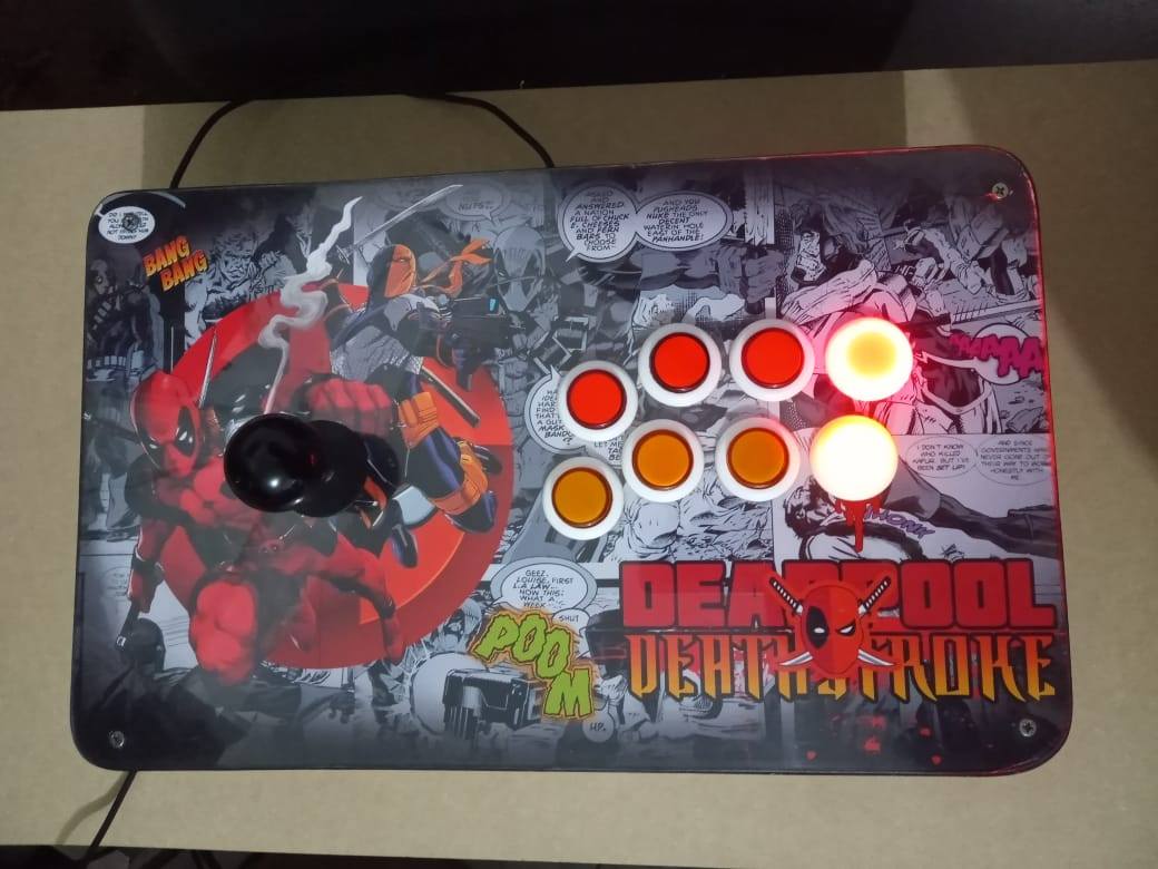 extremeeastfgc's tweet photo. 🕹#DEADPOLL VS #DEATHSTROKE #customarcadestick foi feito por um dos Adm´s.
#fightstickfriday #fightstick
#fgc #fightinggames #格闘ゲーム #格ゲー #jogosdeluta #jogosdelutabr #jogosdelutabrasil
#ArcadeStick #コントローラー
#fightstickartwork
#fightstickdesign
#fightstickmods https://t.co/PmpnwbU4EJ