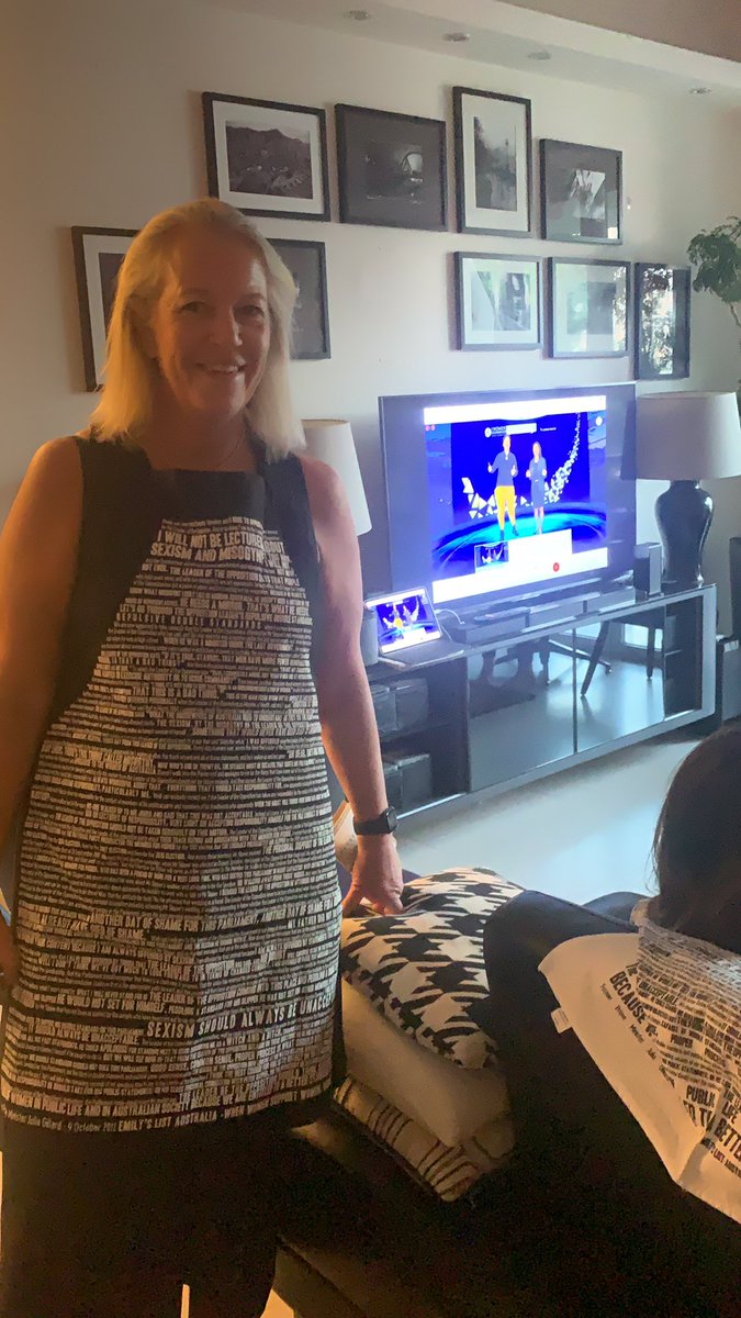 kimberleycole's tweet photo. Waiting to hear @JuliaGillard at @TWFHK #facing the challenge! I am in my misogyny speech apron! #twfgala #facingthechallenge https://t.co/fNH34IInWa