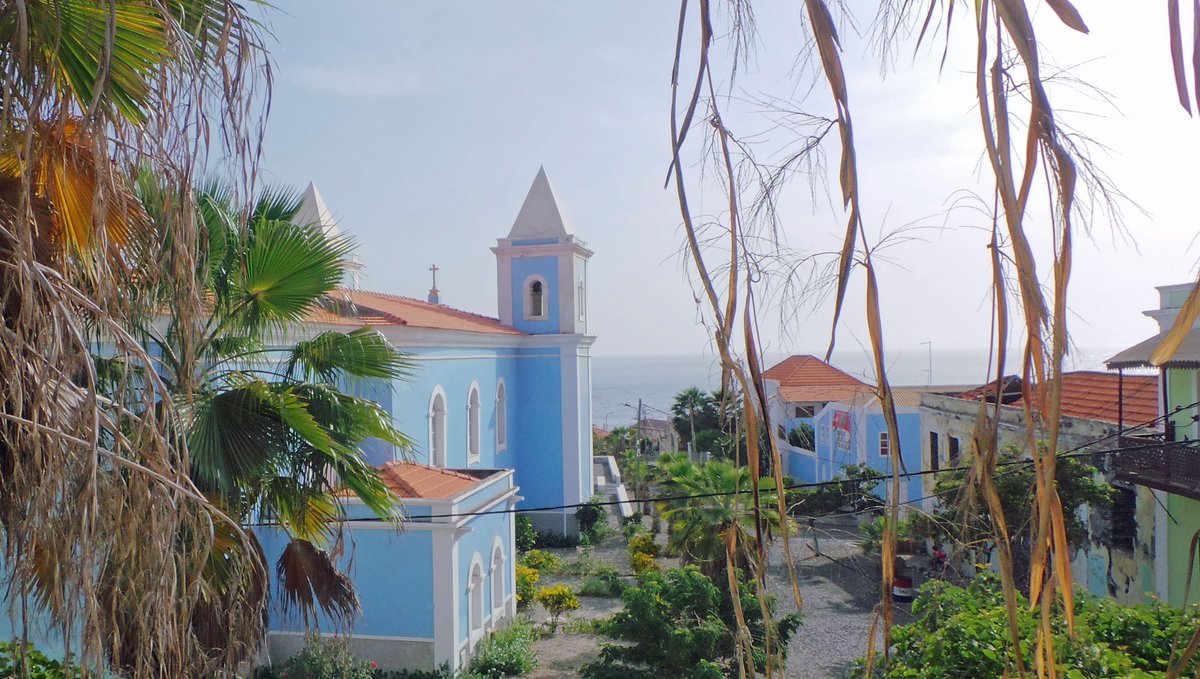 Fogo is best known for its steaming volcano, but the island's capital, São Felipe, will lure you with its colonial charm. 👀

We can't wait to go back!