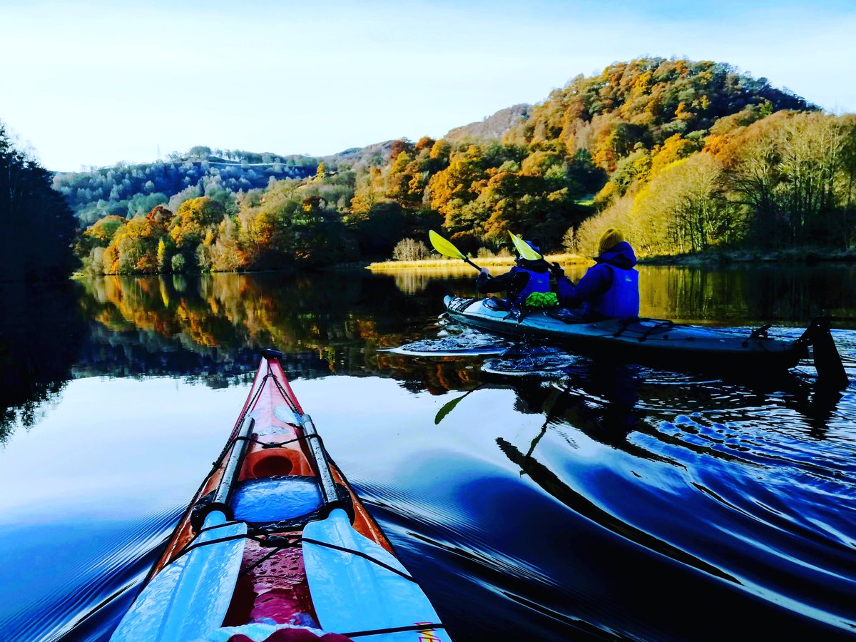 KayakPunk's tweet photo. Super Saturday ahead!

#LOCHFASKALLY &amp; #CLUNIELOCH
Forecast is looking fab, the autumn colours are still worth admiring. 
Last few spaces left on a GUIDED KAYAK TOURS with @o_explore
Family friendly activities!

More details available here: https://t.co/YkRtX5ktwW

#Perthshire https://t.co/M1SElCfQze