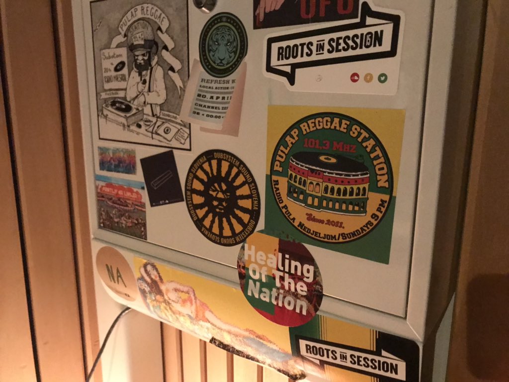 rootsinsession's tweet photo. Sticker box @radiostudent π»π
.
@ReggaeHR #pulapreggaestation #dubsystem #tigerbalm
.
#radiostation #radiostudent #stickers #promotion #music #reggae #dub #roots #dancehall #jungle #drumnbass #hiphop #soundsystemculture #support https://t.co/5FrYuT45yF