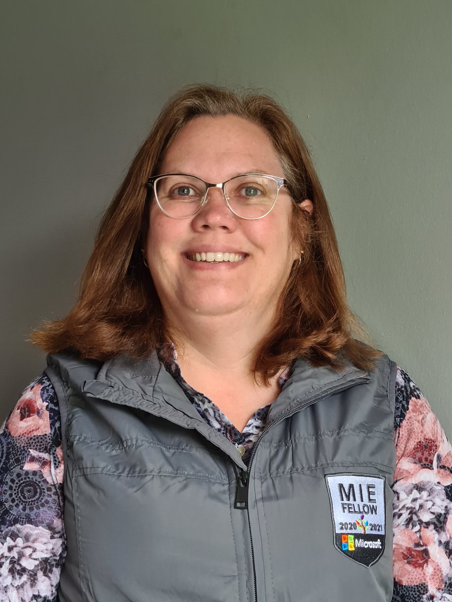 LynethCrighton's tweet photo. @MicrosoftEDUSA selected me as an MIE Fellow for 2020-2021! Thank you #MSFTEduSA for the recognition. Looking forward to another year of collaboration and professional growth. #MIEExpert #MIEFellow #EducationChangeMaker https://t.co/BGk9RcNI2I