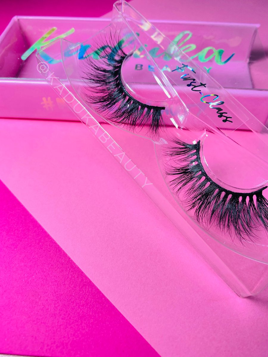 Featuring our lash style in First Class😍