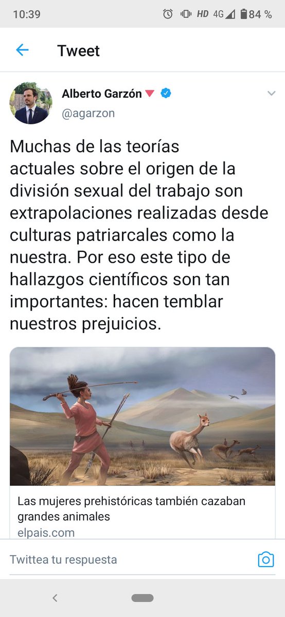 cazenavealvarez's tweet photo. Así están las cosas en nuestro país. Ambos tuits de hace una hora. https://t.co/BiIg8VQtuM