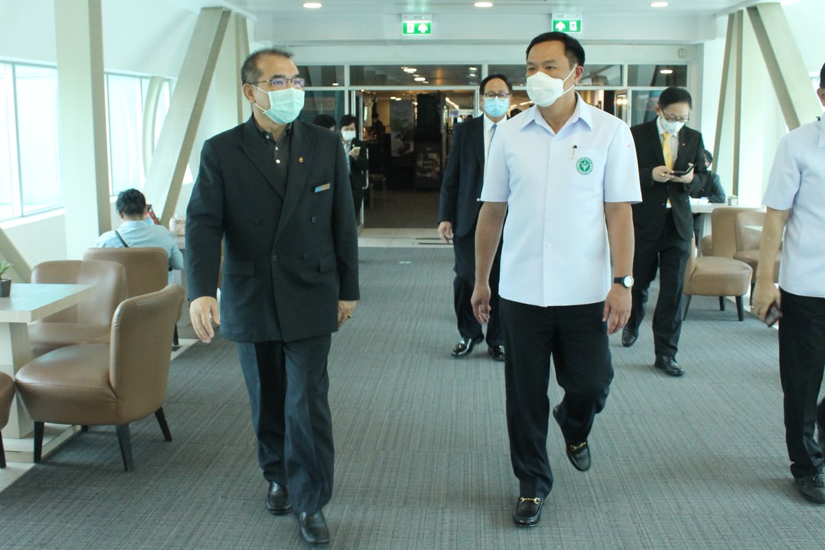 ByCentra's tweet photo. โรงแรมเซ็นทรา ศูนย์ราชการและคอนเวนชันเซ็นเตอร์ แจ้งวัฒนะ ให้การต้อนรับ นายอนุทิน ชาญวีรกูล
#CentrabyCentaraGovernmentComplexHotel
#Centara
#สำนักงานหลักประกันสุขภาพเเห่งชาติ
#Hotel
#Bangkok https://t.co/98c4C6mDCI