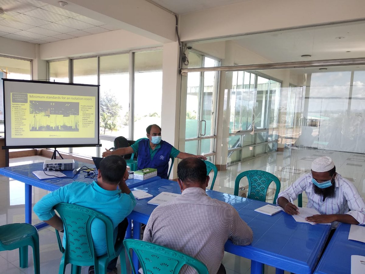 IOMBangladesh's tweet photo. 119 staff of @Coxsbazaarairport✈️&amp; @Teknafport were trained on screening, interviewing, reporting &amp; referring suspected #COVID19 cases. Training provided by @IOMBangladesh #CDC #CAAB &amp; #IECDR through funding from #Germany. 🇧🇩 #SafePoEs #SafeMigration @GermanEmbassyBD https://t.co/TTNf5NITEg