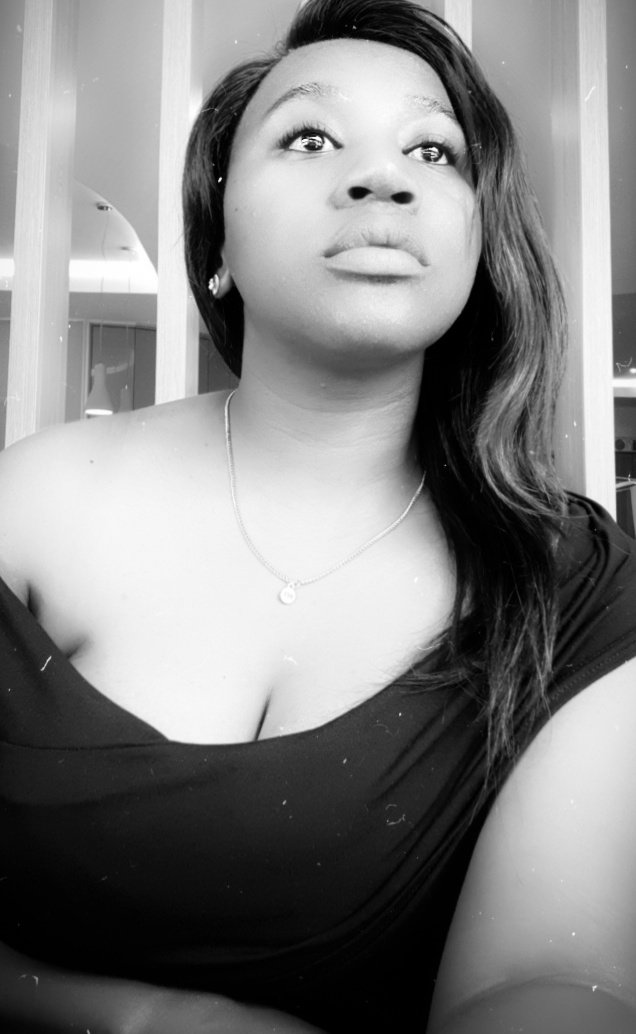Uncuthumazangwa's tweet photo. Oh Shit🙆🏽‍♀️Fat Bae Snapped 📸😋😍🤭 https://t.co/U7gtPSScNl