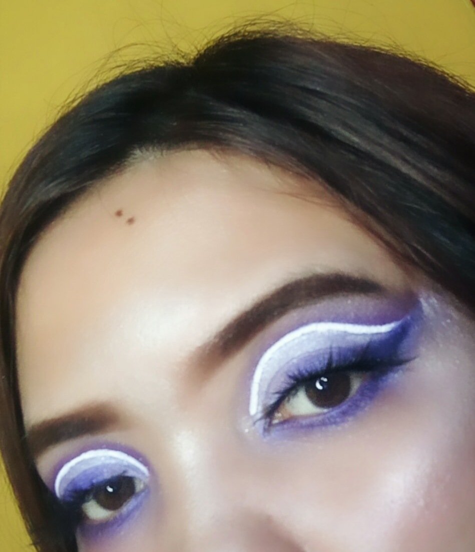 CandyqueenMaria's tweet photo. Purple Shimmer Eyeshadow πβ¨
#makeupfullcolour #makeup #Shimmerpurple #cutcrease #eyes #bateyees #shimmerpurple #eyeliner #beauty #beautymakeup #coloureyeshdow #cosmetic #beautycosmetic #makeupartist #maybline #brandcosmetic #makeupobbsesion #lipstick #beauty #eyespurpleshimme https://t.co/Hj65DXgrWm
