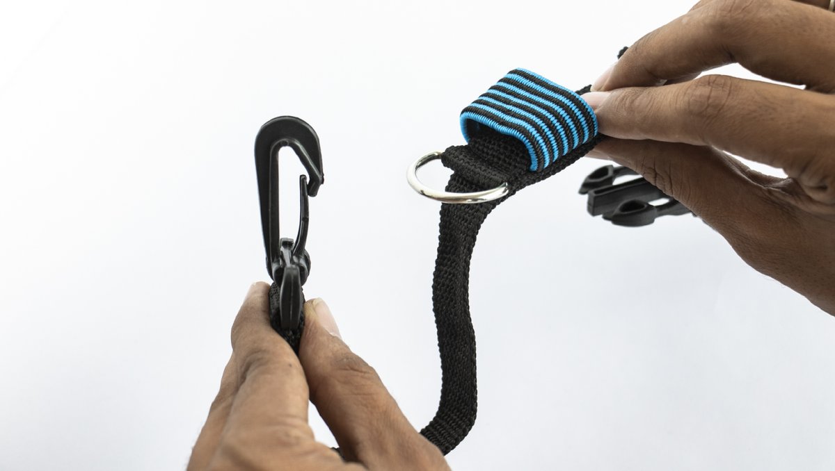 BikeWale's tweet photo. For touring on two wheels, you need to carry lots of luggage and that luggage needs trusted luggage straps. Grand Pitstop has a pair and they sent us one to test it out. To read out introduction report, head here: https://t.co/X3qOubGrtR
#BWReviews #Grandpitstop #straps https://t.co/Jgvfzt298W