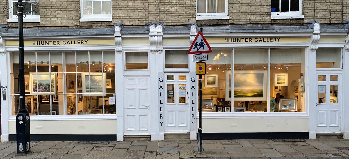 huntergallery's tweet photo. Lots to enjoy through the windows! We are #OPENONLINE and #OVERTHEPHONE
#ClickAndCollect or have it delivered for free in the UK. Apply for @ownartscheme from the comfort of your home!
#STAYSAFE
#freedeliveryintheUK #artforsale #welovebse #burystedmunds #supportsmallbusiness https://t.co/5BqZmRBWaF