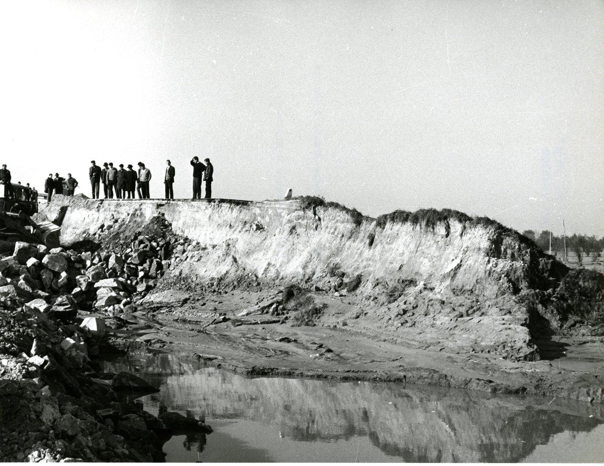 " L'acqua batteva sulla casa che faceva paura. L'acqua correva, veniva come un demonio, da noi era come un torrente" 
 - testimonianza di Luigi Boldrin-
54° anniversario dell'#alluvione del '66, il ricordo delle province di #Padova e #Venezia #Veneto