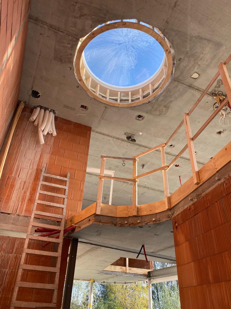 BroosdeBruijn's tweet photo. BDBA UPDATE | Hoogste punt, woonhuis #Nieuwkoop @Bouwbedrijf W. de Wit https://t.co/FApKL20NZh