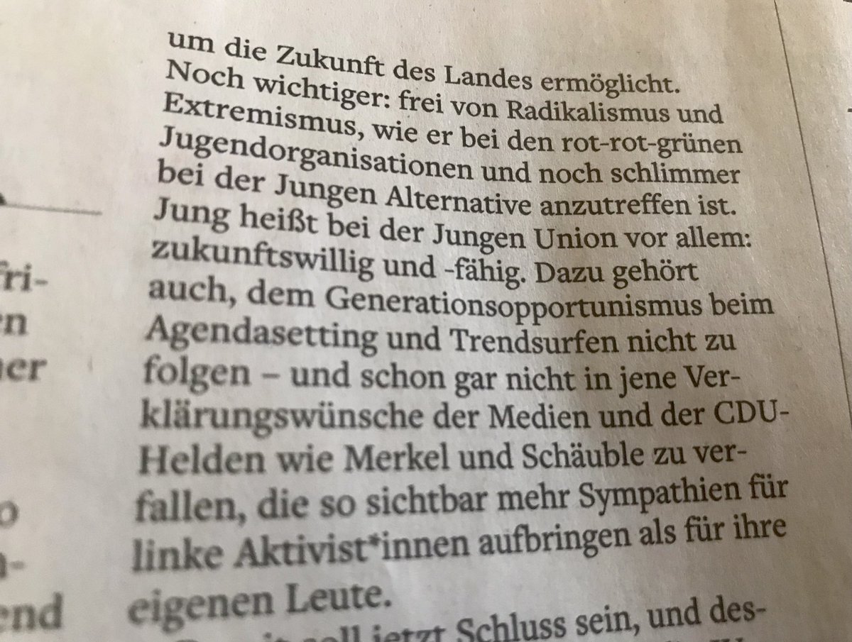 evahaack_'s tweet photo. Genau. Das ist meine @Junge_Union! https://t.co/mQijH2eXVg