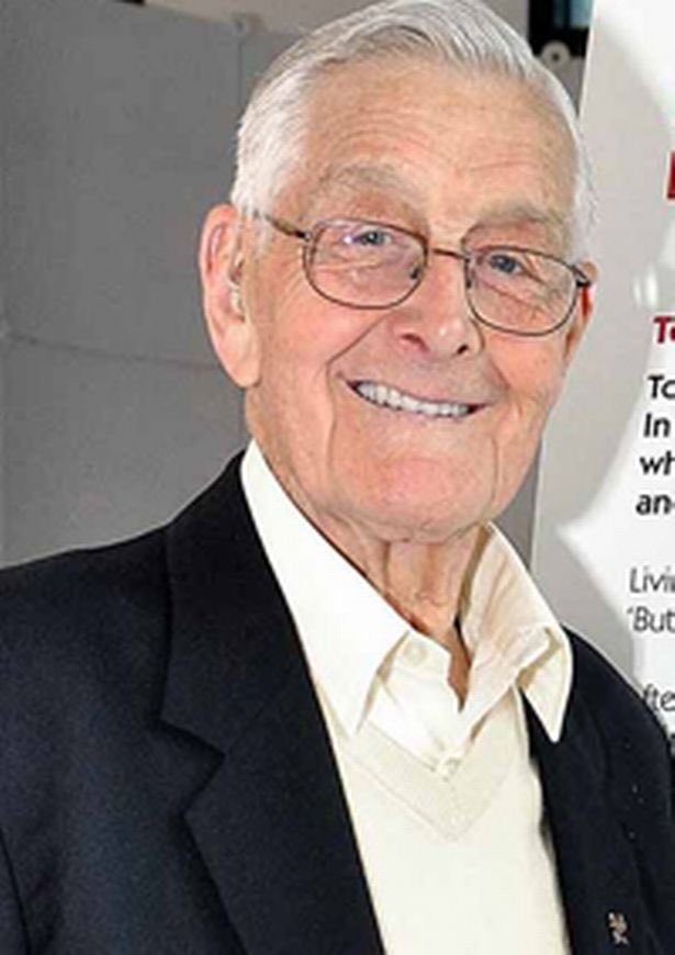 TommyGodwin1's tweet photo. Remembering, with love, my Dad Tommy Godwin  on the anniversary of his 100th birthday today.  Charismatic Dad, great cyclist &amp; lover of life. So pleased his legacy lives on in  @TommyGodwin1  in aid of @MarieCurieWM - latest total on the 💯for 💯£30,742 - how proud would he be? https://t.co/AkaynZwTvo