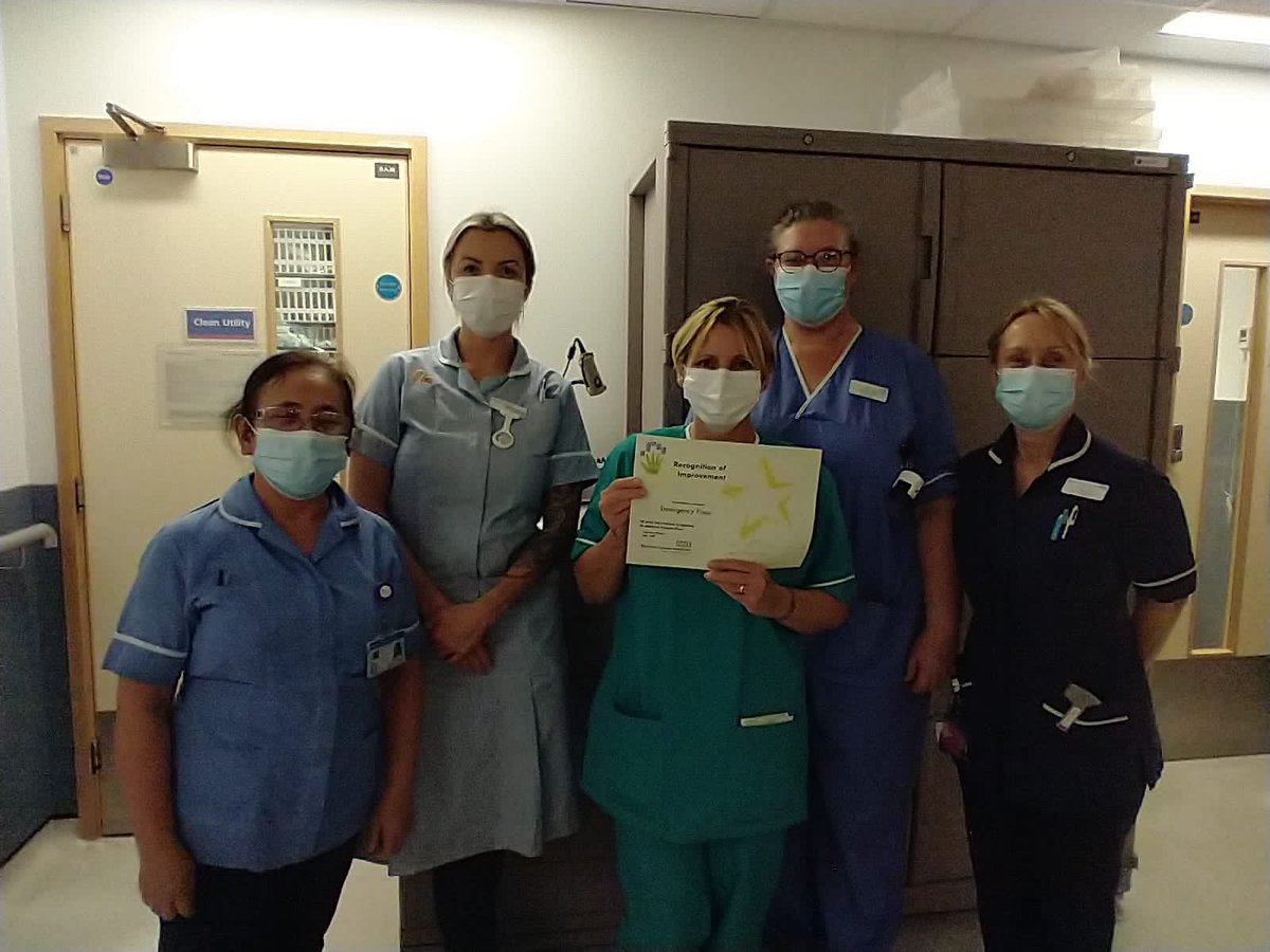TissueV_UHS's tweet photo. October’s recognition of improvement from the Tissue Viability team goes to...... Emergency Floor. Well done to the Emergency Floor at Worthing & St Richards for your improvement on reporting present on admission pressure ulcers. 👏🏻👏🏻👏🏻 @westernsussex @WSHT_efloor https://t.co/sM8aKYvYZk