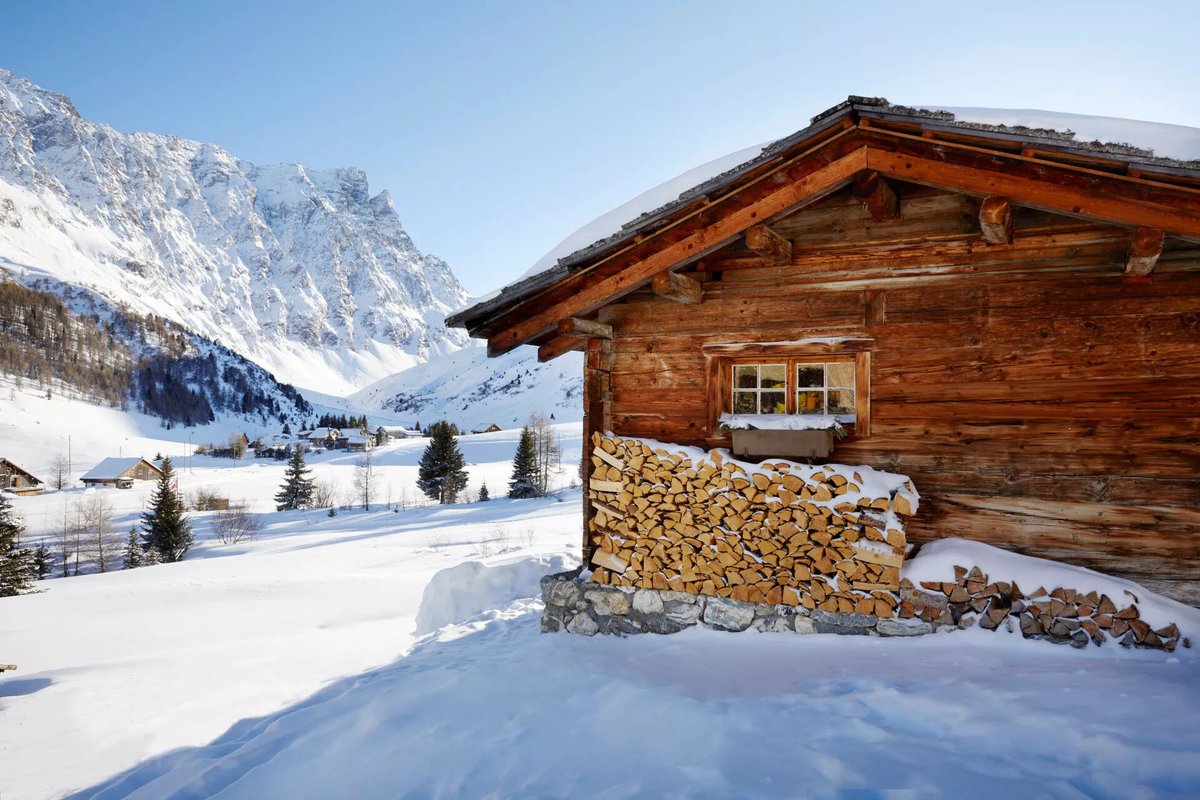 westhive's tweet photo. Unsere neue Location für Workshops, Strategie-Meetings und Offsites: #Westhive #Retreat in den Bündner Alpen 🏔

https://t.co/WJb3S6gEBE

#newlocation #focus #workingwithaview https://t.co/kfAmoeJPbC