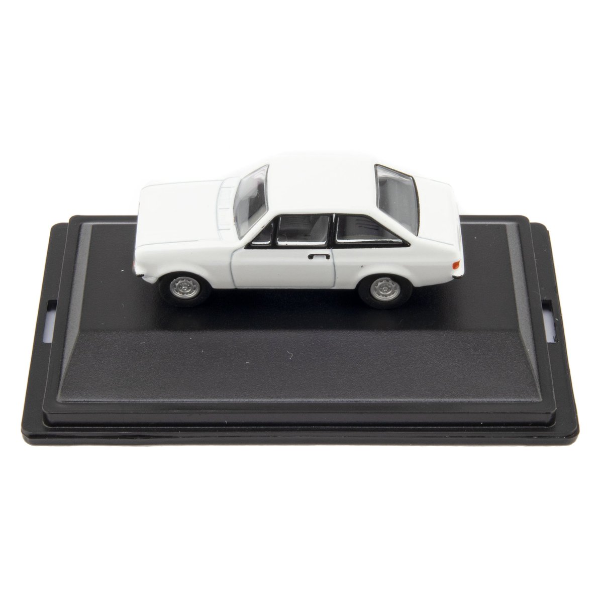 DiecastModelCtr's tweet photo. 📣 CHECK THIS OUT 📣 Ford Escort Mk2 Diecast Model Car Diamond White - 1:76 Scale by Oxford Diecast - £6.49 | https://t.co/QHXipWwo24 #diecastmodelcar #diecastmodelcentre https://t.co/m6flCwfNoI