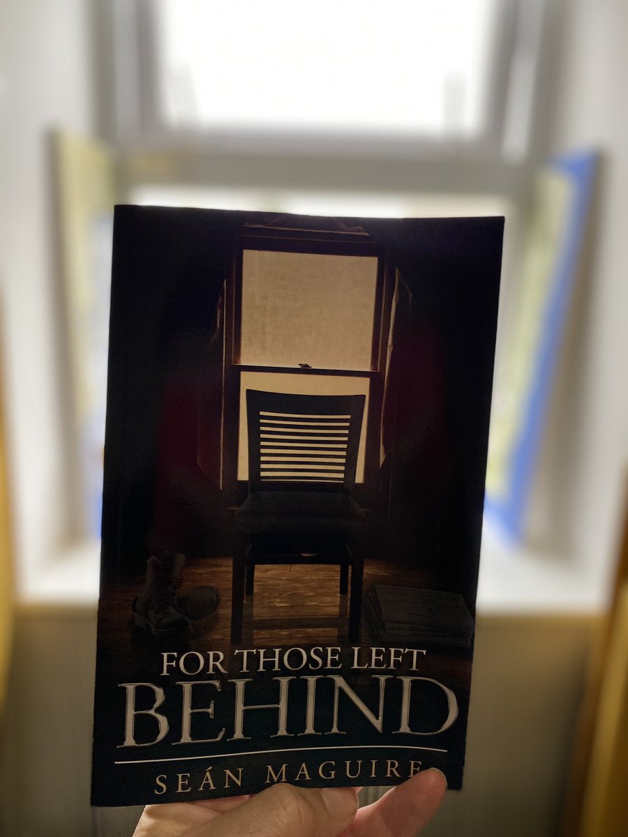 deuxiemepeau's tweet photo. Arrived this morning in the post 
👏👏👏 
new poetry 
#ForThoseLeftBehind 
by @s_mweavingwords https://t.co/UN9b2MLXTA