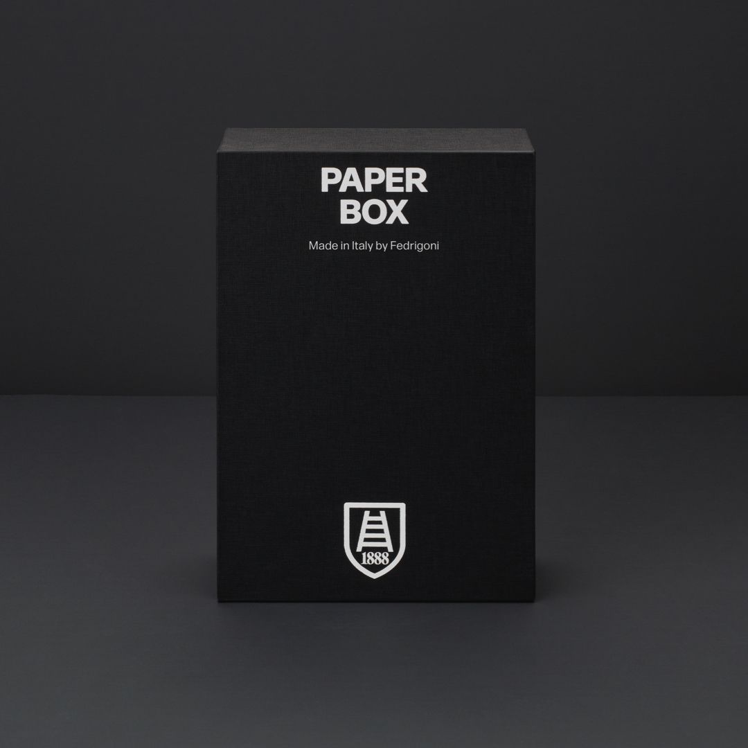 FedrigoniUK's tweet photo. A collection of 80 high quality paper ranges in one single sample book, with the Fedrigoni Paper Box. All you ever needed to transform a sheet of paper into a creative expression.
#MasterYourVision https://t.co/6zoKH7TP5x