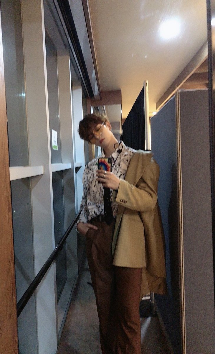 official_ONEUS's tweet photo. [#RAVN]
🌹🔥 투무니들은 라면 끓여 먹는 걸 선호해요? 뿌셔 먹는 걸 선호해요?🌞🌝 https://t.co/9YzlmrS6FA