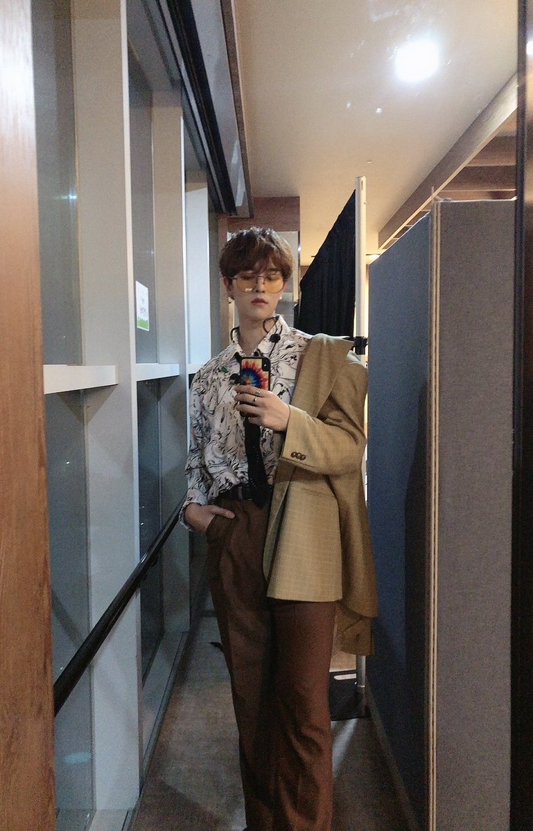 official_ONEUS's tweet photo. [#RAVN]
🌹🔥 투무니들은 라면 끓여 먹는 걸 선호해요? 뿌셔 먹는 걸 선호해요?🌞🌝 https://t.co/9YzlmrS6FA