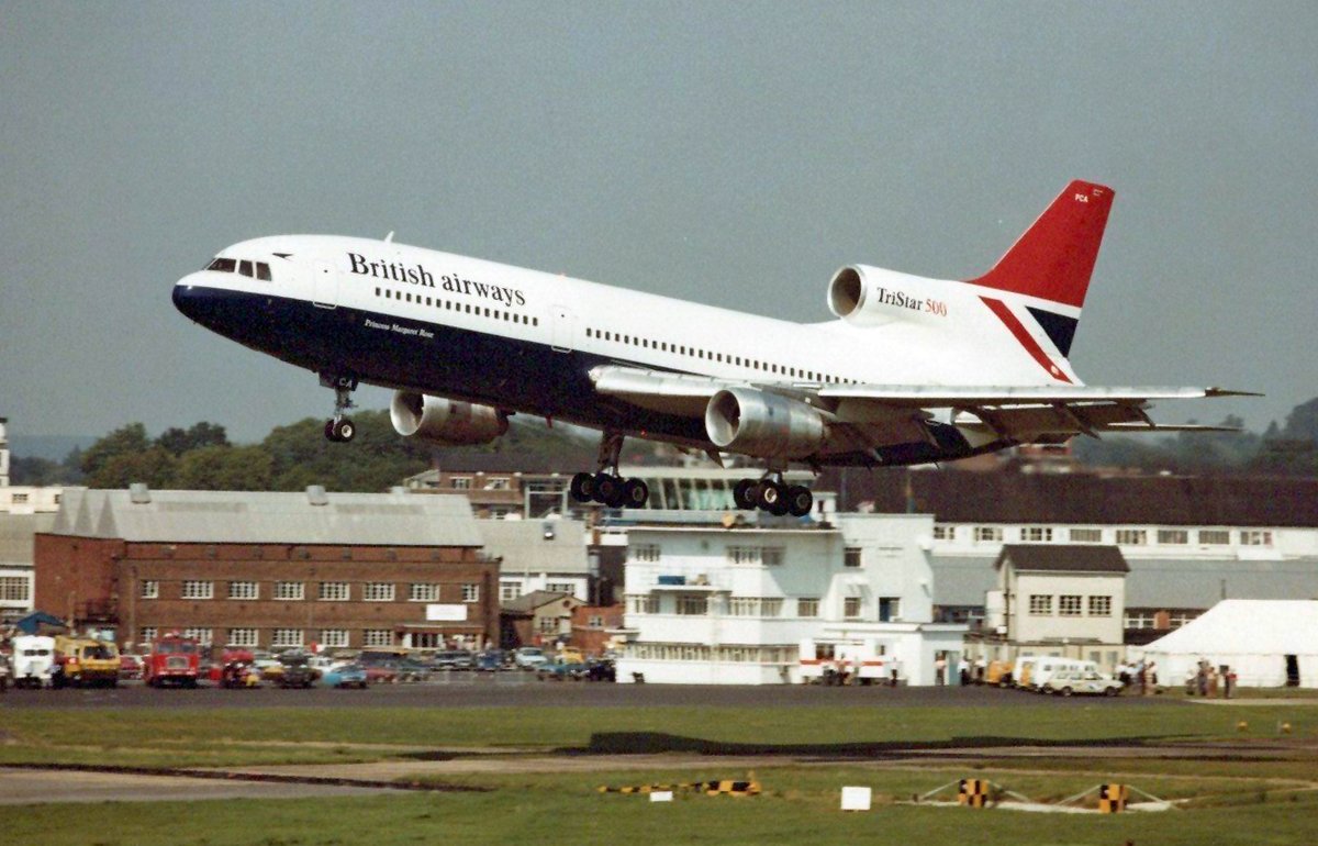 MaxK_J's tweet photo. #TriStarThursday BA L1011-500 G-BFCA "Princess Margaret Rose" at @FIAFarnborough 1980 #TriStar https://t.co/TD1KIDkRNc