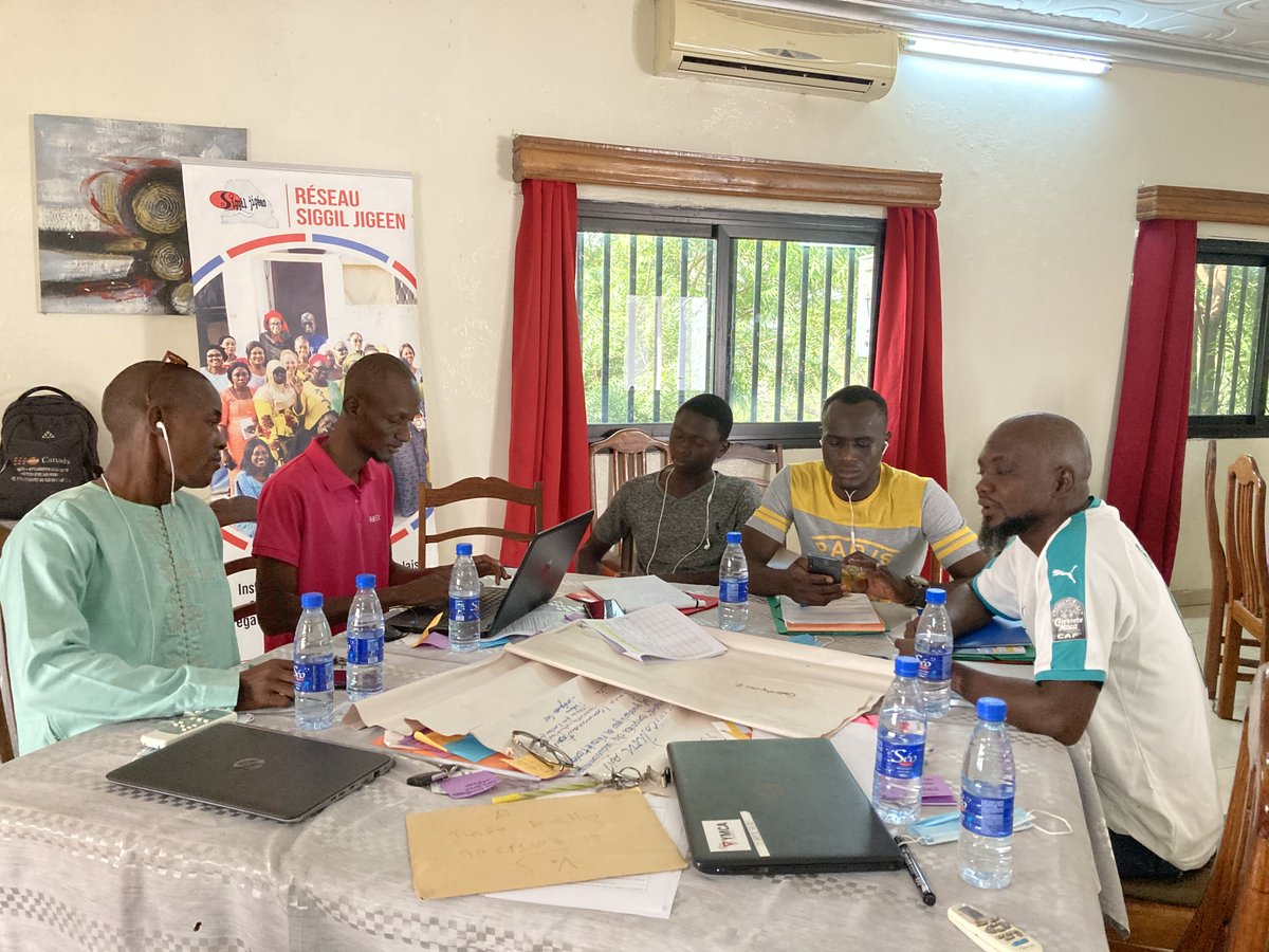 ong_raes's tweet photo. (DIRECT) : ⚡️Les participants du #Hackathon de #Kedougou en pleine incubation de projets #DSSR⏰ #ChangeLab https://t.co/XTFzTasMs4