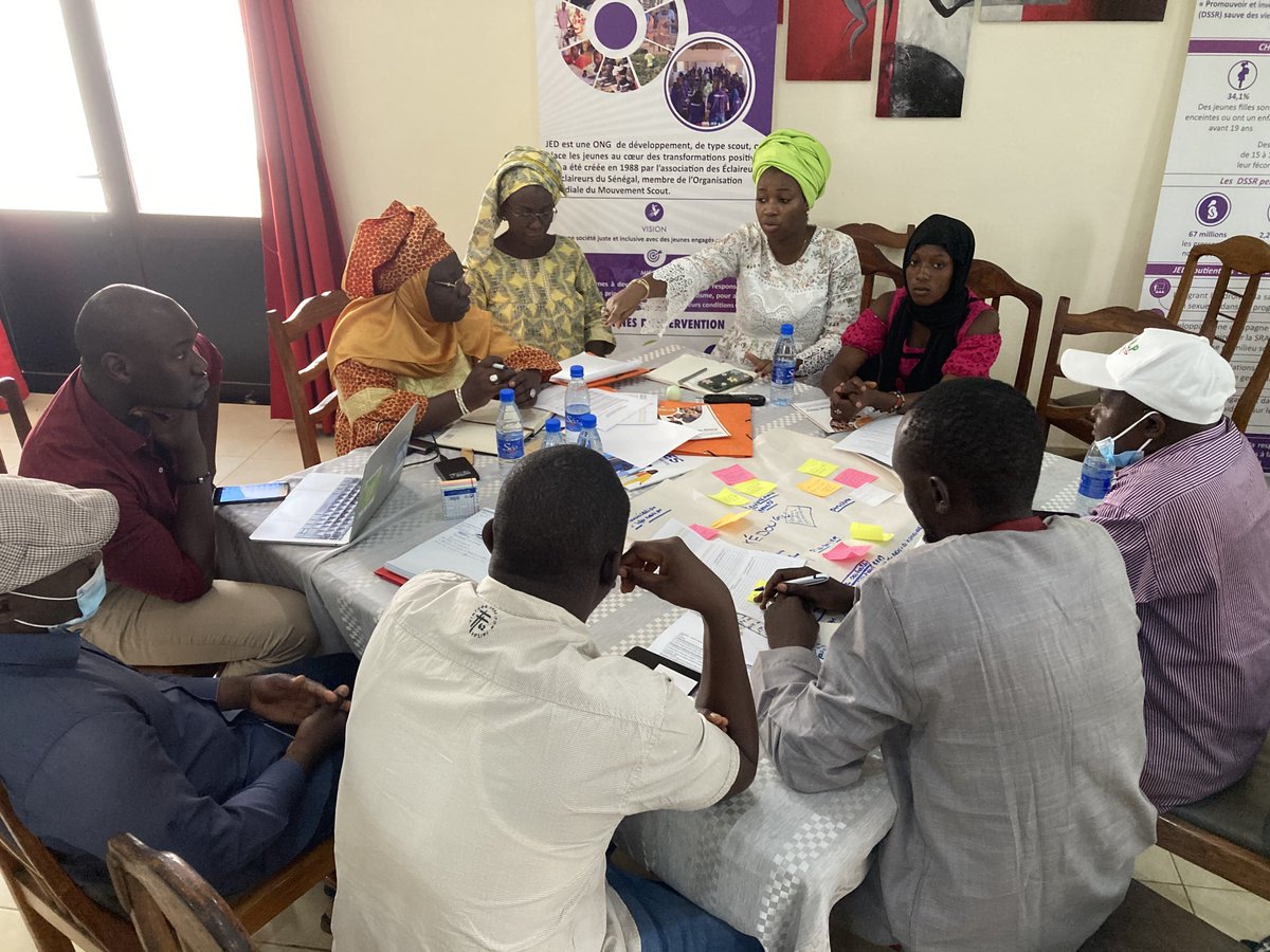 ong_raes's tweet photo. (DIRECT) : ⚡️Les participants du #Hackathon de #Kedougou en pleine incubation de projets #DSSR⏰ #ChangeLab https://t.co/XTFzTasMs4
