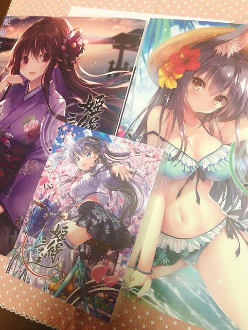 姫繰三六五の献本頂きました〜!
流石の大ボリュームで、読み応えあります☺️ラフ好きとしては、特典のラフ集も嬉しいお品でした✨
明日11/6発売で、芹野は7/28を担当しております! 