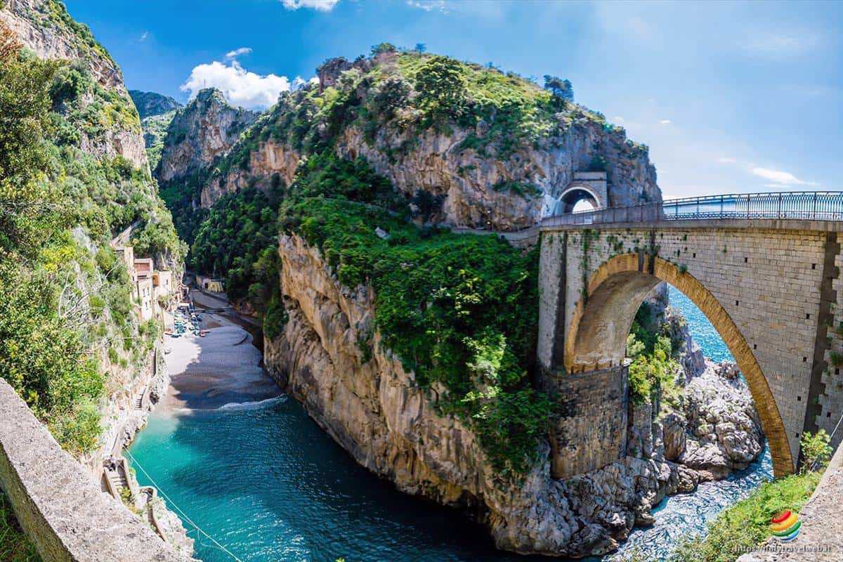 TravelPediaIT's tweet photo. #Amazing view from "Fiordo del Furore" in the #Amalfi cost.

#TRAVEL #view #Campania #Napoli #naples #zonagialla https://t.co/F0QmM7RhoZ