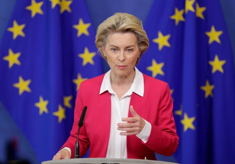 EstadoDAlarmaTV's tweet photo. 🔴🇪🇸 #ÚLTIMAHORA | Ningún país europeo se hundirá tanto como España. 

🇪🇺Bruselas empeora las perspectivas para España y prevé una caída del 12,4% PIB en 2020 https://t.co/7Sk3QUCmWu