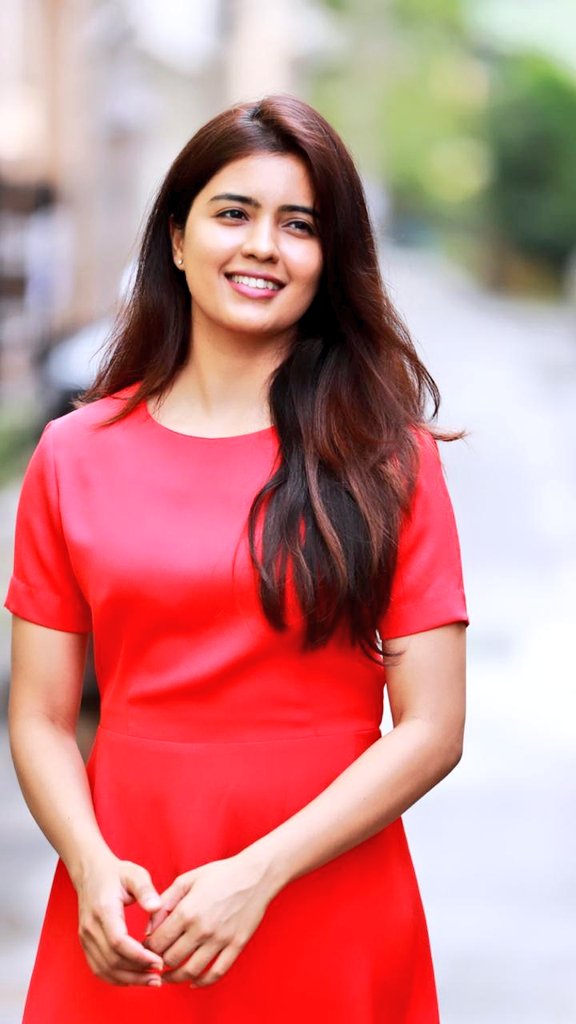 kayaldevaraj's tweet photo. Actress #AmrithaAiyer looks beautiful in these recent pictures of her

@Actor_Amritha @proyuvraaj @UVCommunication https://t.co/n8Ey4rL9XL