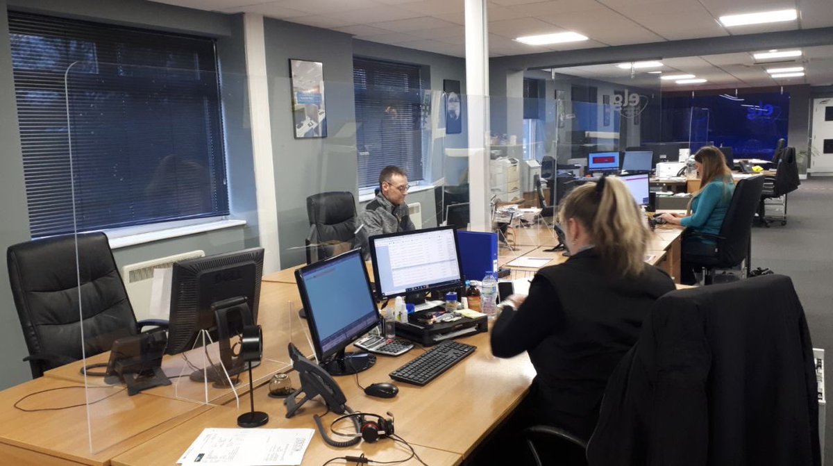 Desk-top screens available now in 650, 750 &amp; 1000 (W) x 1000 (H).  Our freestanding flat packed assembly screens are available for next day delivery.

📞 01727 863138

#SWPlastics #screens #counterscreens #plasticscreens #protection #covid19protection #desktopscreen  #plastics