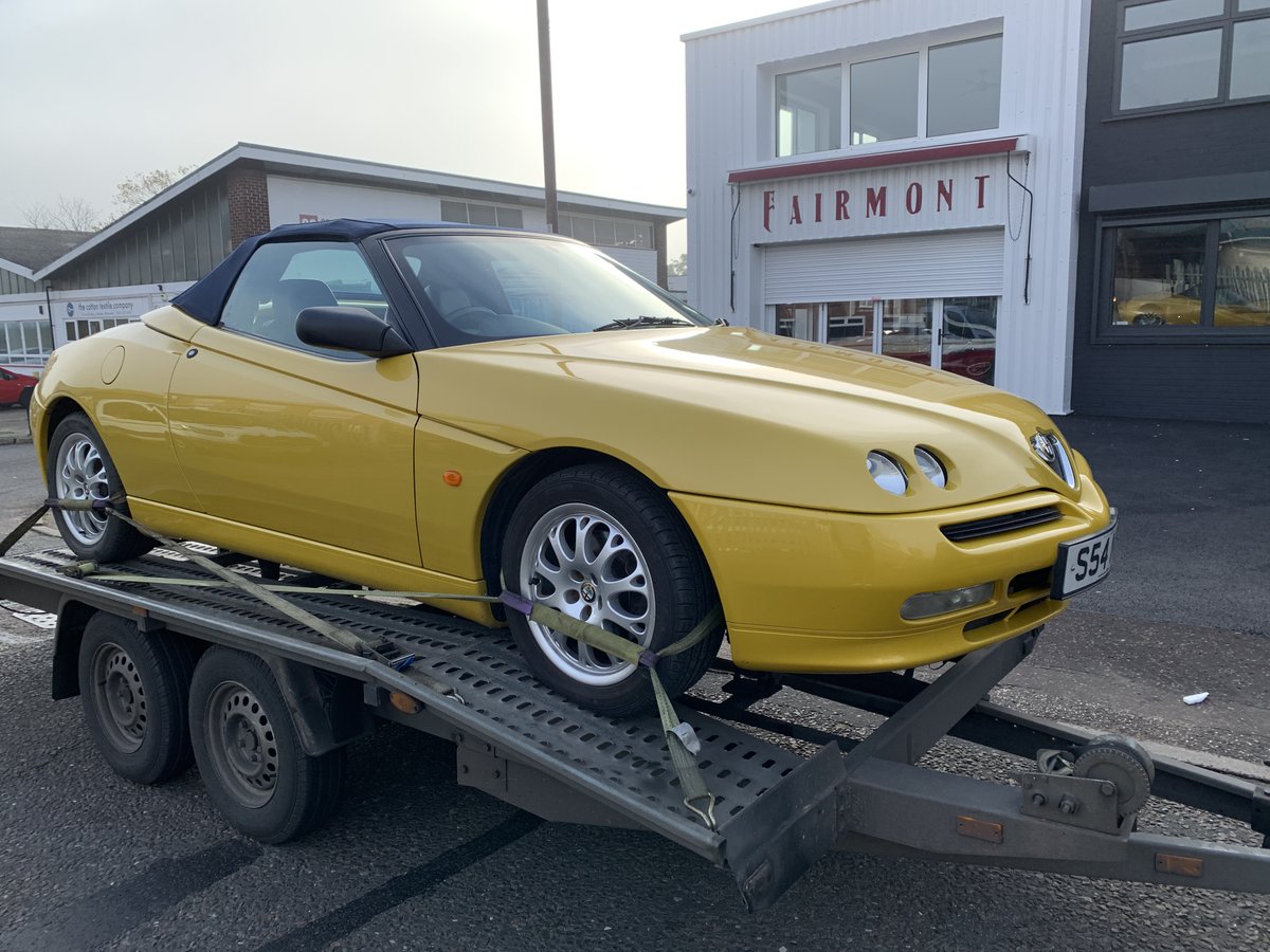 *SOLD*

This head-turning Alfa Romeo Spider is on it's way to a customer in Yorkshire. In times like this, it's great that people are happy to buy without viewing.

Happy driving to the new owner!
#alfaromeo #alfaspider #alfa #classiccars #sportscar #convertible #cars