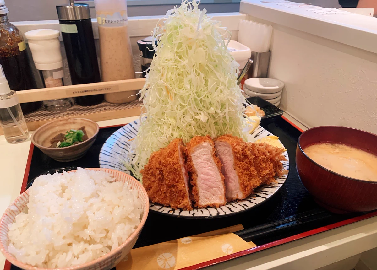 群馬のブランド豚「嬉嬉豚」とんかつ店！池袋駅から徒歩8分