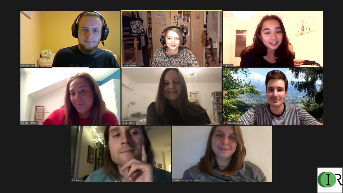 ImpulsRedaktion's tweet photo. Neues Semester - neue Staffel! Wir von der #impulsredaktion treffen uns wieder jeden 2. Mittwoch um Staffel 3 zu planen. Der erste #Drehtag ist am 06.12. 
#coronakonform #journalisten #journalistinnen #impuls #zoom #staffeldrei https://t.co/itzWEMjvYv