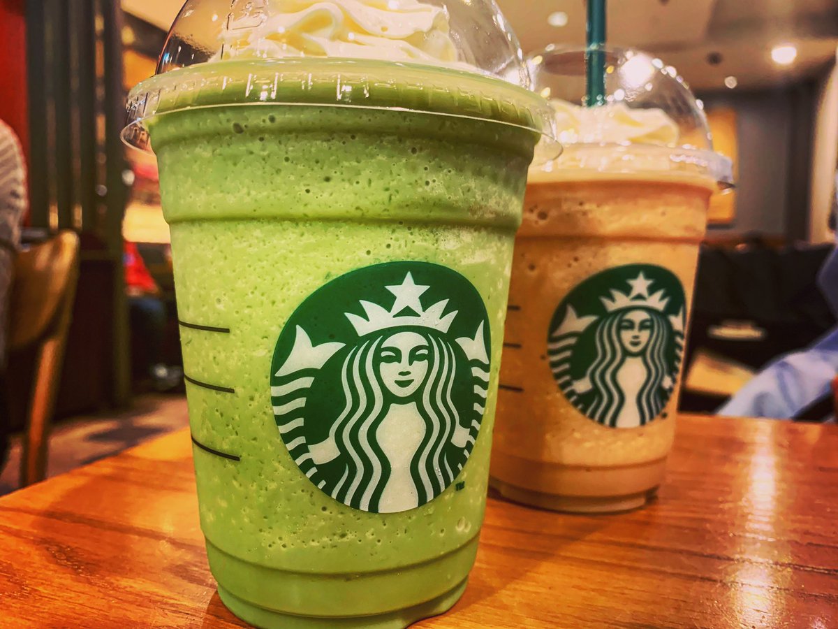 スターバックスのある生活 抹茶クリームフラペチーノ キャラメルフラペチーノ スタバの王道フラペチーノ 最高に定番な裏切らないドリンク 抹茶 京都 旅行 キャラメルフラペチーノ スタバ スタバカスタム Starbucks Starbuckscoffee