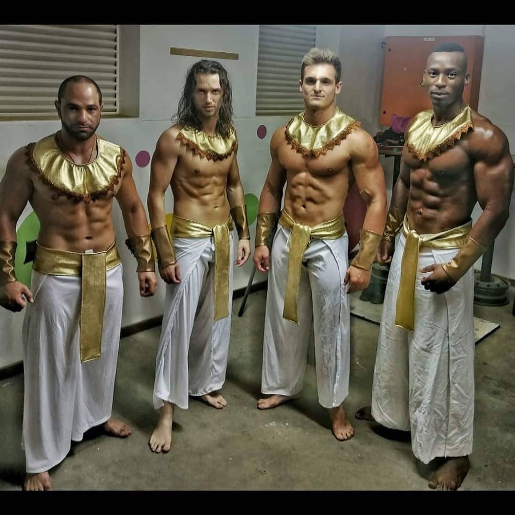 The Pulse boys🤤😍
How do they make every outfit look so Good🤤🤤

Bookings at info@pulsesdancers.Com

#sexy #book #wecometoyou #pulse #bacheloretteparty #hensparty #bachelorette #privateparty #pulsedancers #fyp