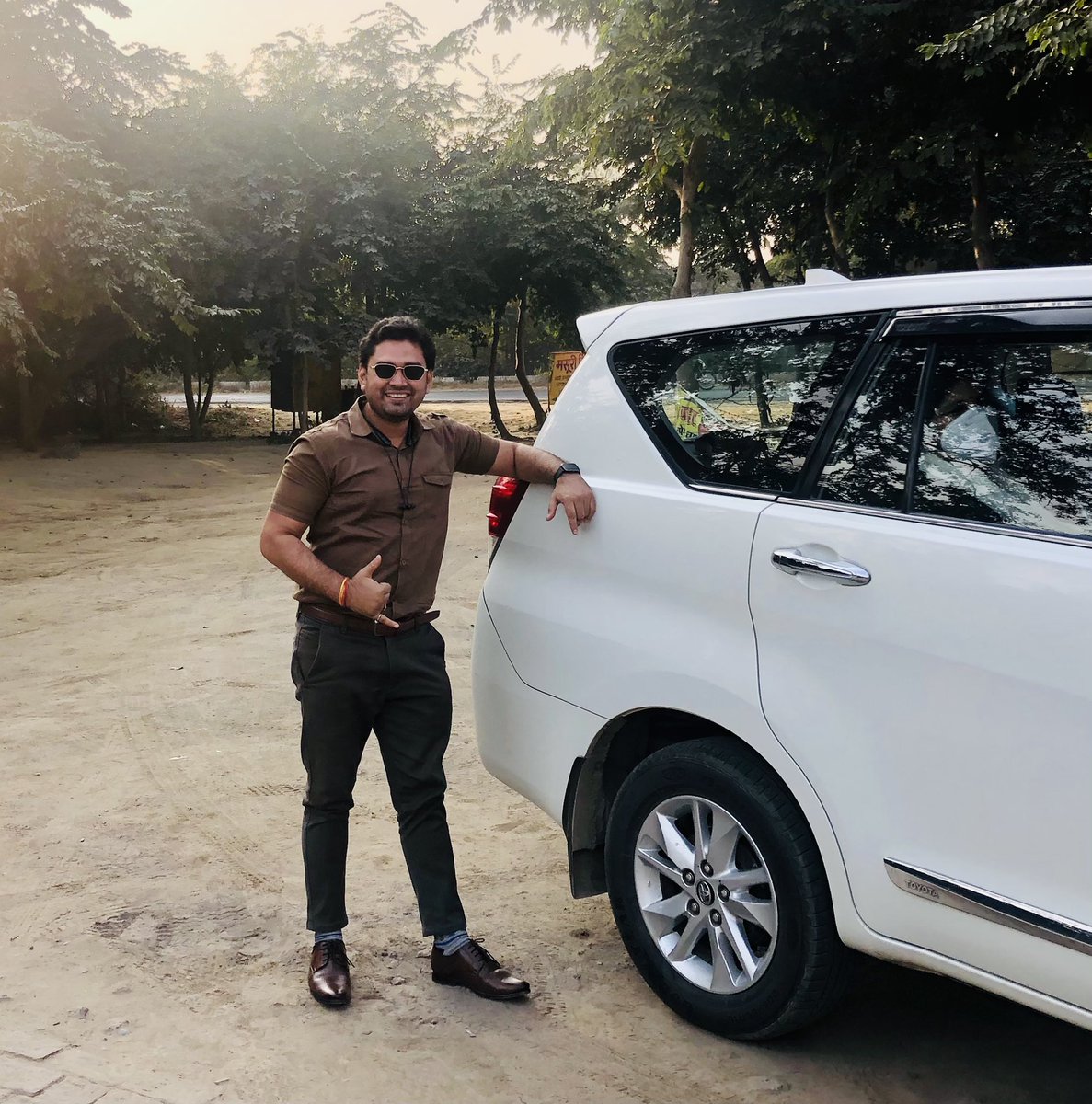 shubh66644's tweet photo. Travelling to #City of #Love😊😍🎉 #Dehradun😊🎉 #DesiBoyz😎🎉 #BeFit😊 #BeHit😊 https://t.co/XpvHxGk7fE