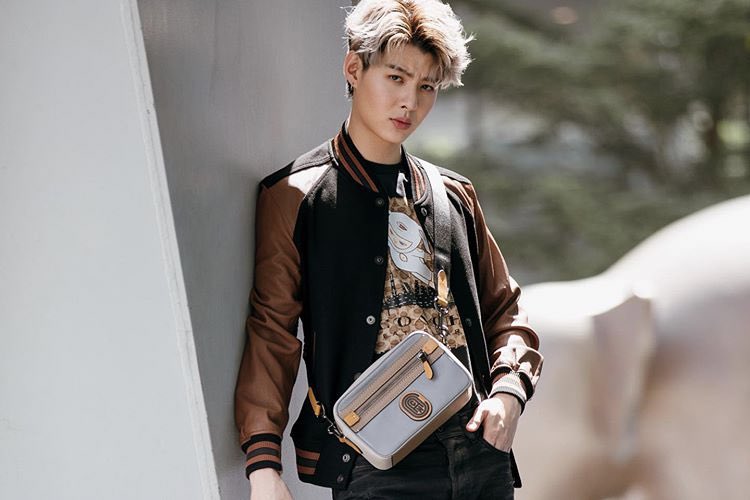 SAINTHOODx's tweet photo. IG Update : saintsup’s
So many of my smile begin with you
(2)
#AlexFaceforCoach
#CoachNY #Pacificagroup
#Saint_sup #MingEr https://t.co/fLX4OlVQq5