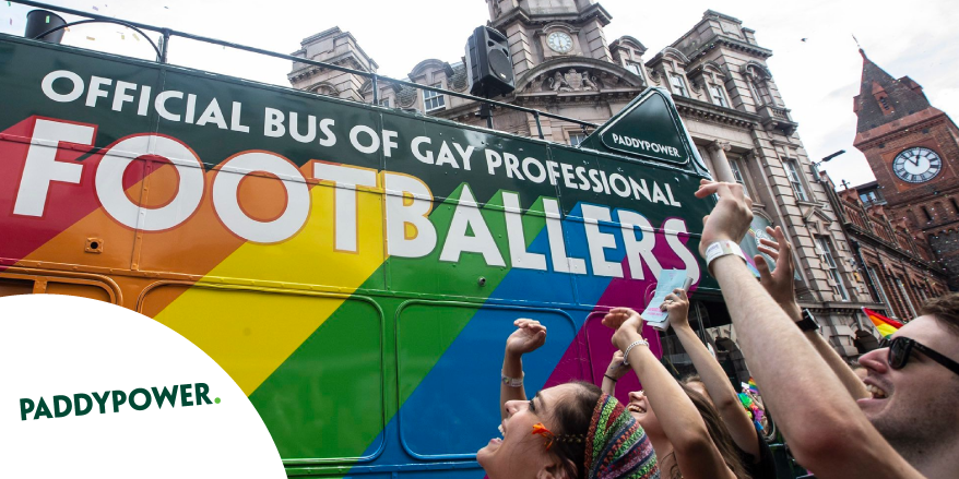 Commbus's tweet photo. #throwbackthursday to our “Official Bus of Gay Professional Footballers” for @paddypowerofficial 🏳🌈 Part of the parade celebrating Brighton Pride in August 2018 #comeoutandplay
#wemakeevents #promobus #buswrap #buswraps #roadshowbus #promotionalbus #brandedbus #events https://t.co/t3Mc1hU3Ds
