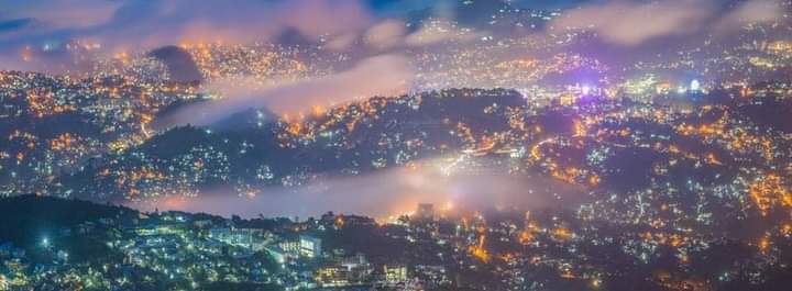 Itsmeeejanmark's tweet photo. A night in Baguio City! ❤️ https://t.co/LzNJoO90ZL