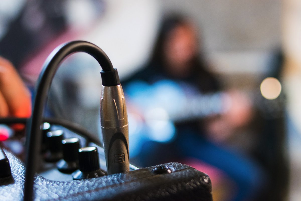 FramesTimeless's tweet image. Guess who’s back