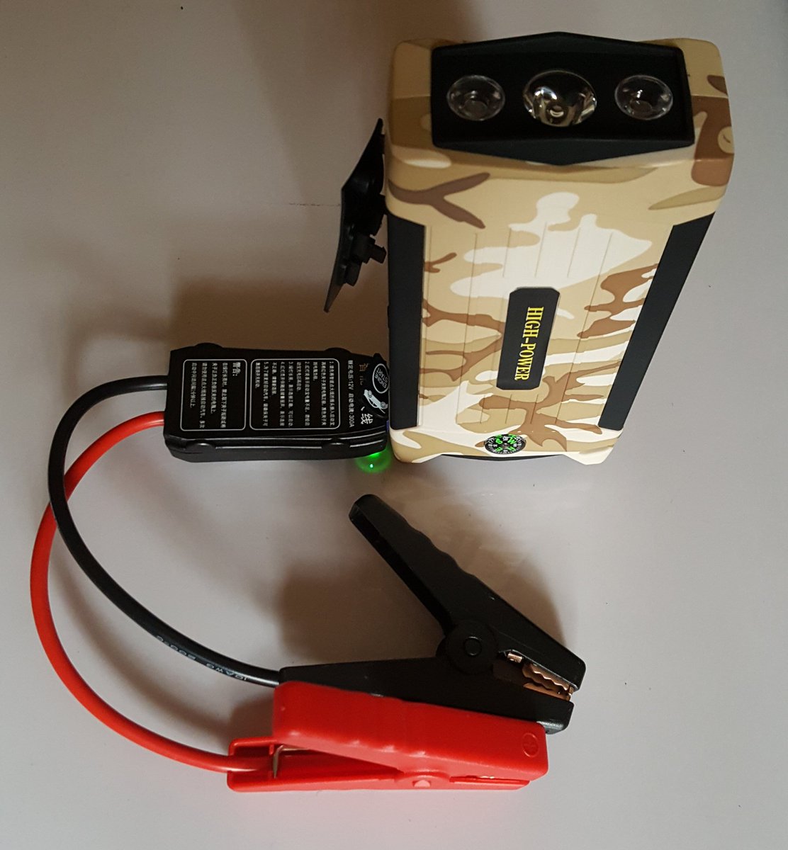 DeyeleAdesida's tweet photo. Portable multifunction car jump starter for sale.
- Can start car without battery.
-Work as powerbank
-It support power charge/supply for mobile phones, laptop,psp,mp3/mp4, etc
#inecchairman
#NengiIsComing
#EricaPepperDem
#EricaPepperDem
#NANS
#Sunny
#Maggi
#30%English
#our queen https://t.co/rxBQlrEDYZ