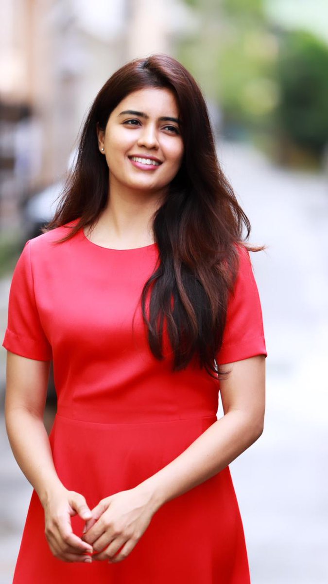 JayaTvOfficial's tweet photo. Actress #AmrithaAiyer looks beautiful in these recent pictures of her. 

@Actor_Amritha @proyuvraaj @UVCommunication https://t.co/J1WHoK98dm