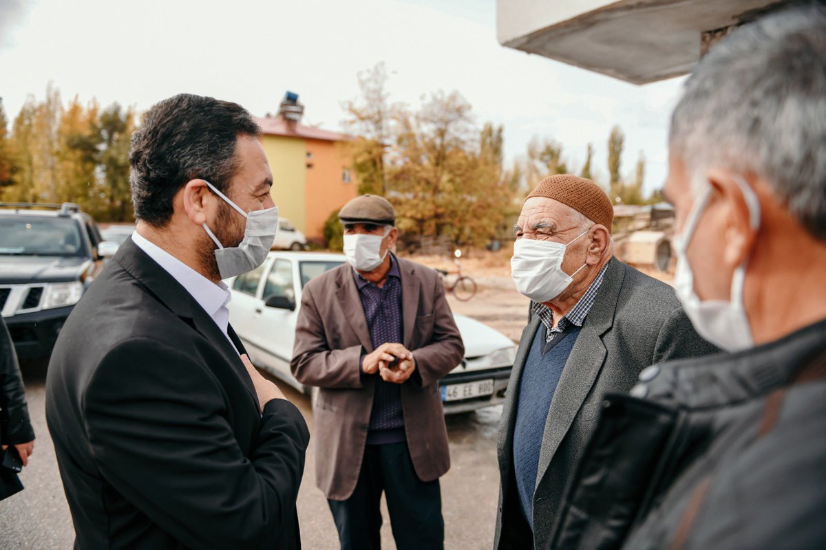 MehmetGurbuzOrg's tweet image. Çatova, Eldelek ve Çıtlık Mahallelerimizde muhtar ve vatandaşlarımızla bir araya gelerek sorunları yerinde inceledik.Nazik karşılamaları için mahallelerimize teşekkür ederim. Hep birlikte, elbirliğiyle daha güzel yarınlar ve daha güzel bir #Elbistan için çalışmaya devam edeceğiz.