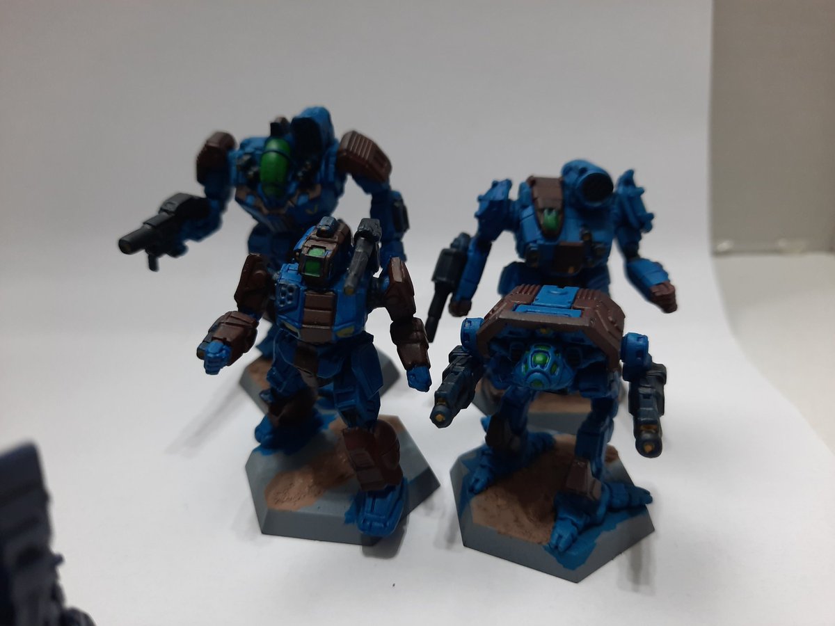 SCWFrontLine's tweet image. Painting Mechs continues