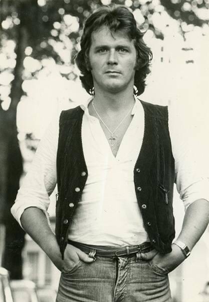 officialjwetton's tweet photo. From Japan by #HarukoMinakami #ShinkoMusic magazine "Jam" #MusiclifeClub Pix by #KohHasebe #DavidTan Thank you Jun Jobton https://t.co/RP9OquNY6r
